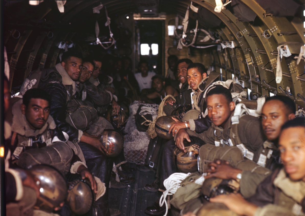 555th Parachute Infantry Battalion flying to a remote fire in Wallowa forest, Oregon.